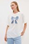 Stoned Bow Embroidered Crew Neck Casual T-Shirt - 3