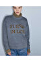 Çift parça görünüm işlemeli sweatshirt - 6