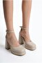 Women's Special Design Faux Leather Platform Heeled Shoes (the Molds Are Half a Size Larger.)