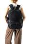 حقيبة ظهر خفيفة الوزن للغاية متعددة الجيوب متوسطة الحجم باللون الأسود: (571-3M) - 2