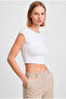 Women's White Short Sleeve Crop T-Shirt Blouse - 2