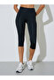 Black Solid Cropped Leggings - 2