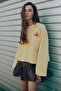 Oversize çizgili grafikli sweatshirt - 2