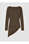 Esvab • Modern & Distinctive Asymmetrical Cut Blouse with Lace Detail - 5
