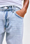Loose Fit Jeans - 2