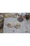 Boutique Earrings / Cream - 4