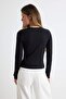 Siyah Pamuklu Esnek Kare Yaka Fitted/Vücuda Oturan Esnek Bluz TWOAW24BZ00165 - 4