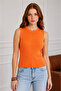 ملابس تريكو نسائية بدون أكمام من Orange Basic