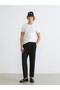 تي شيرت NEVAVM ذو تصميم نحيف ومرن من نوع Slim Fit Basic - 3