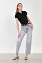 Women's Belted Straight-Leg Jeans - Light Gray