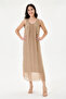 فستان حرير مسطح مبطن بدون أكمام من Camel talyan مقاس 38 - 42