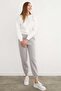 3 Yarn Heart Embroidered Crew Neck Sweatshirt - 4