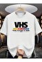 تي شيرت رجالي بأكمام قصيرة مطبوع عليه VHS ريترو