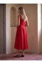 فستان NEVAVM ذو ياقة مربعة وتصميم واسع مع فرق في التصميم - 3