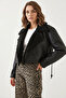 Women's Detailed Crop Laminated Black Coat - 2