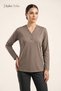 Women's Mink Travel Motif Pattern V-Neck 3 Button Mother's Combed Cotton