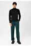 Basic Turtleneck Sweater - 3