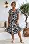Black-And-White V-Neck Short-Sleeved Patterned Casual Viscose Woven Dress 113 64