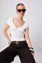 Ekru Düz Fitted V Yaka Kolsuz %100 Pamuk Esnek Örme T-Shirt TWOSS26TS00280
