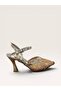 Zenne with Heels