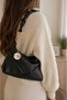 Women's Black Drawstring Shoulder Bag with Gold Chain Detail, Soft Leather Stylish Handbag En32 Size22 - 3