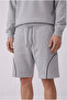 شورت رجالي باللونين الأسود والرمادي مكون من قطعتين من القطن مع جيوب أمامية وجيوب خلفية - 4