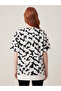 Women's V-Neck Black and White Patterned Regular Fit T-Shirt - 2