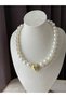 Pearl-Look Heart Figured Women's Necklace – Elegant Design with Gold Color Detail - 2