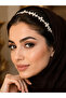 عصابة رأس مزينة بالأحجار الكريمة على شكل برقوق
