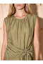 Esvab • Modern & Distinctive Zero Roba Collar Tie-Waist Dress - 2