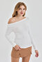 Women's Ecru Boat Neck Slim Fit Finger-Looped Ultra Soft Flexible Lycra Cotton Basic Body&Blouse - 6