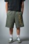 شورت رجالي من Green Leopard Script Jorts - 3
