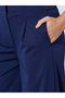 Wide-leg ankle-length pants with darts and pleats - 3