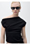 Asymmetrical Blouse Fitting the Body - 7