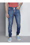 Men Slim Fit Solid Cuffed Jeans - 2