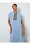 Blue Embroidery Detail Round Neck Jalabiya - 2
