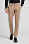 بنطال تشينو سادة بقصّة Slim Fit للرجال، لون بني