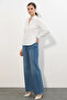 Women's Classic Collar Basic White Shirt - 2