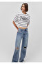 White Striped Snoopy Printed Crop T-Shirt - 1612849 -86678 - 2