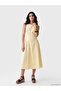 Esvab • Modern & Distinctive Zero Roba Collar Waist-Slit Dress