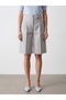 72727 برمودا واسعة الأرجل مع حزام - رمادي
