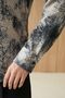 قميص MY FASHION من الساتان المنسوج بنقشة الثعبان - 6