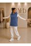 Four Seasons Sleeveless Fleece Plush Poncho Flower Model - 3