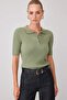 Yağ Yeşil Basic Polo Yaka T-Shirt Görünümlü İnce Bluz TWOSS20BZ0112