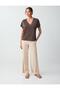 Acı Kahve Off-Shoulder V-Neck T-Shirt - 2