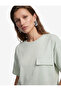 Ornamental Cargo Pocket Detailed Wrinkled Fabric Crew Neck Short Sleeve T-Shirt - 4