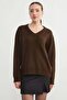 Basic V-Neck Casual Sweater - 3