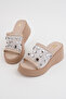 Kcl-D20 Filled Sole Metal Detailed Slippers