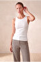 Women's White Ribbed Crew Neck Sleeveless Undershirt - 2