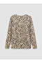 Nevavm Women's T-Shirt with Oval Collar Pattern - 3